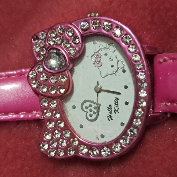 Hello Kitty Watch - Picture 2 of 4